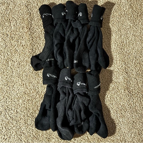 9 Pairs Nike Dri-Fit Crew Black Socks Men Size Large 8-12 - Picture 1 of 1